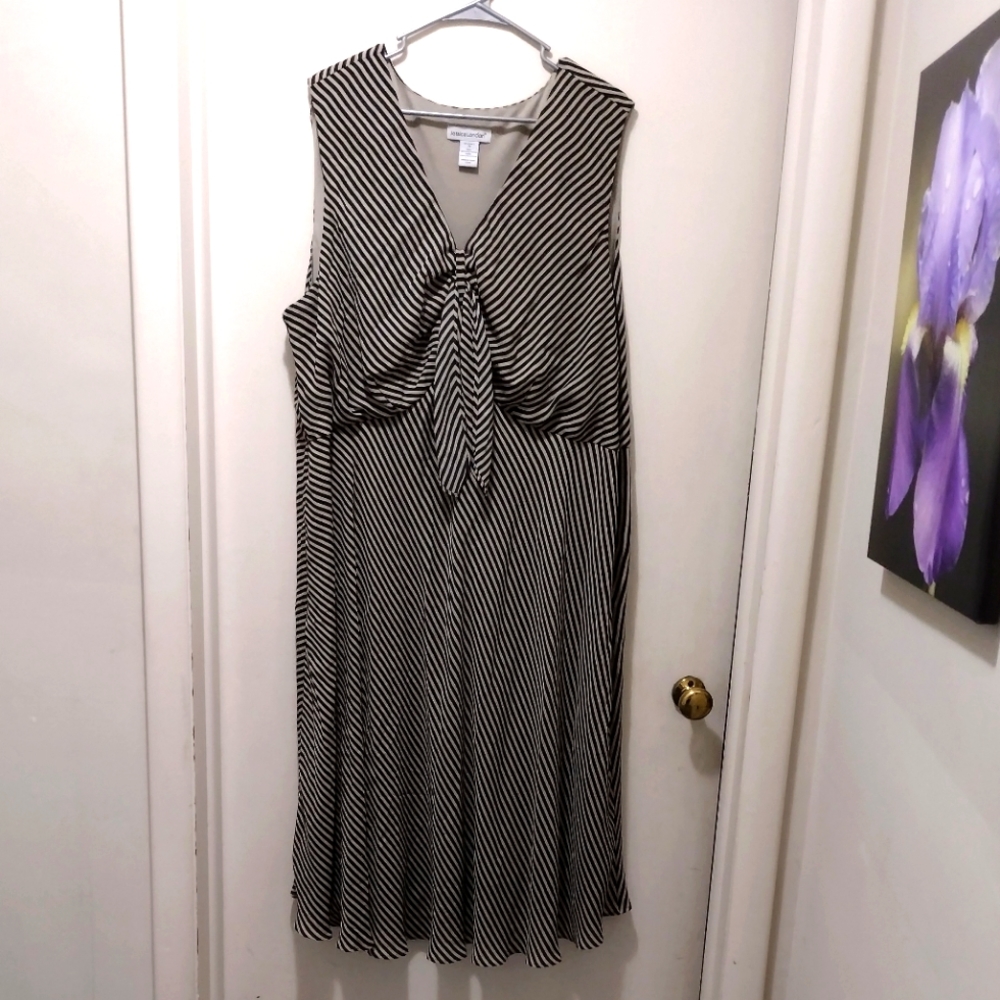 Vintage-Style A-Line Beige and Black Striped Shift Dress